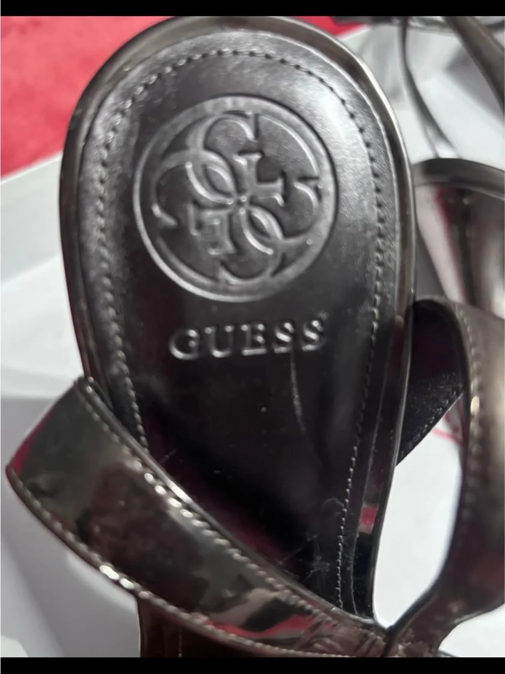 Guess pre loved